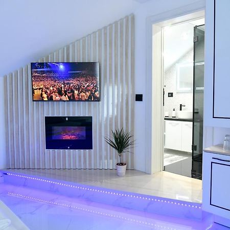 Pansion Eden Hotel Ni Kültér fotó