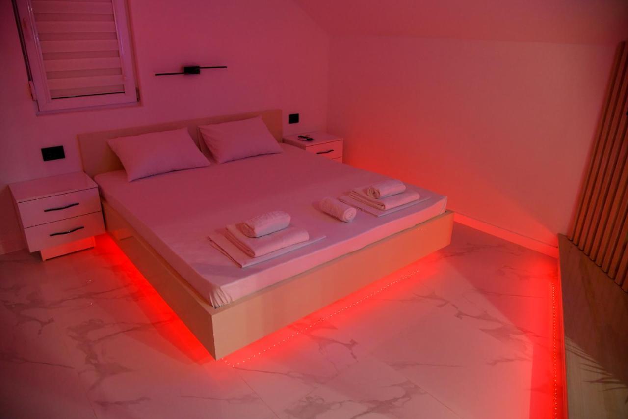 Pansion Eden Hotel Ni Kültér fotó