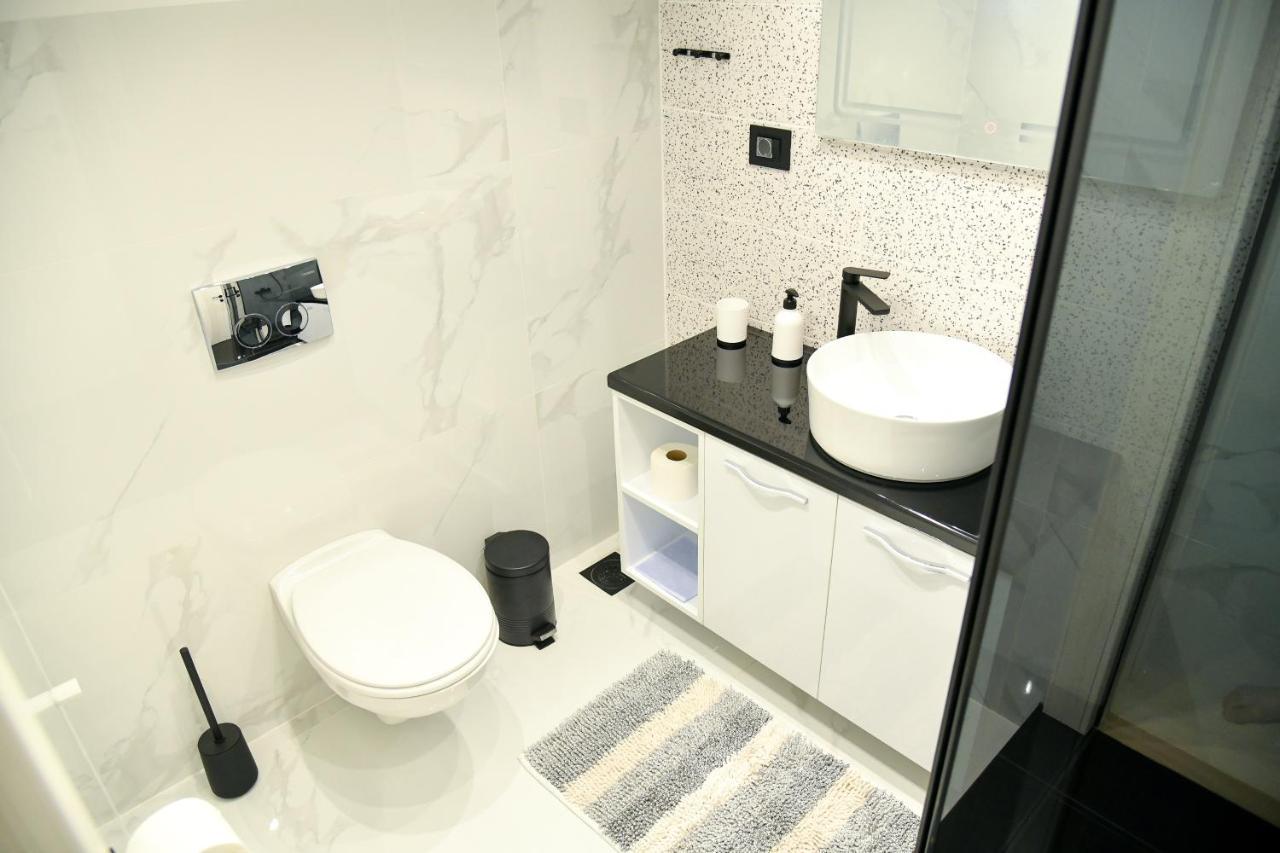 Pansion Eden Hotel Ni Kültér fotó