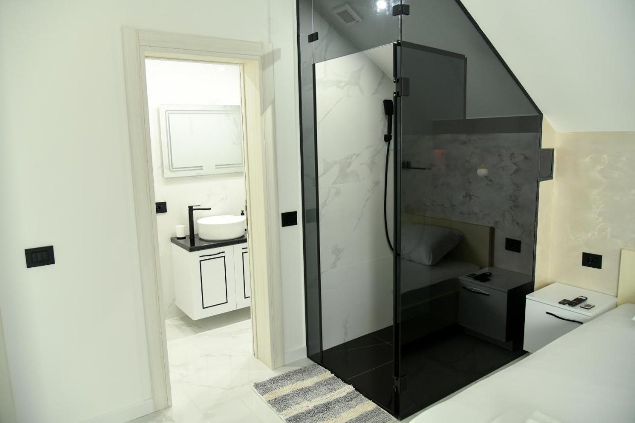 Pansion Eden Hotel Ni Kültér fotó