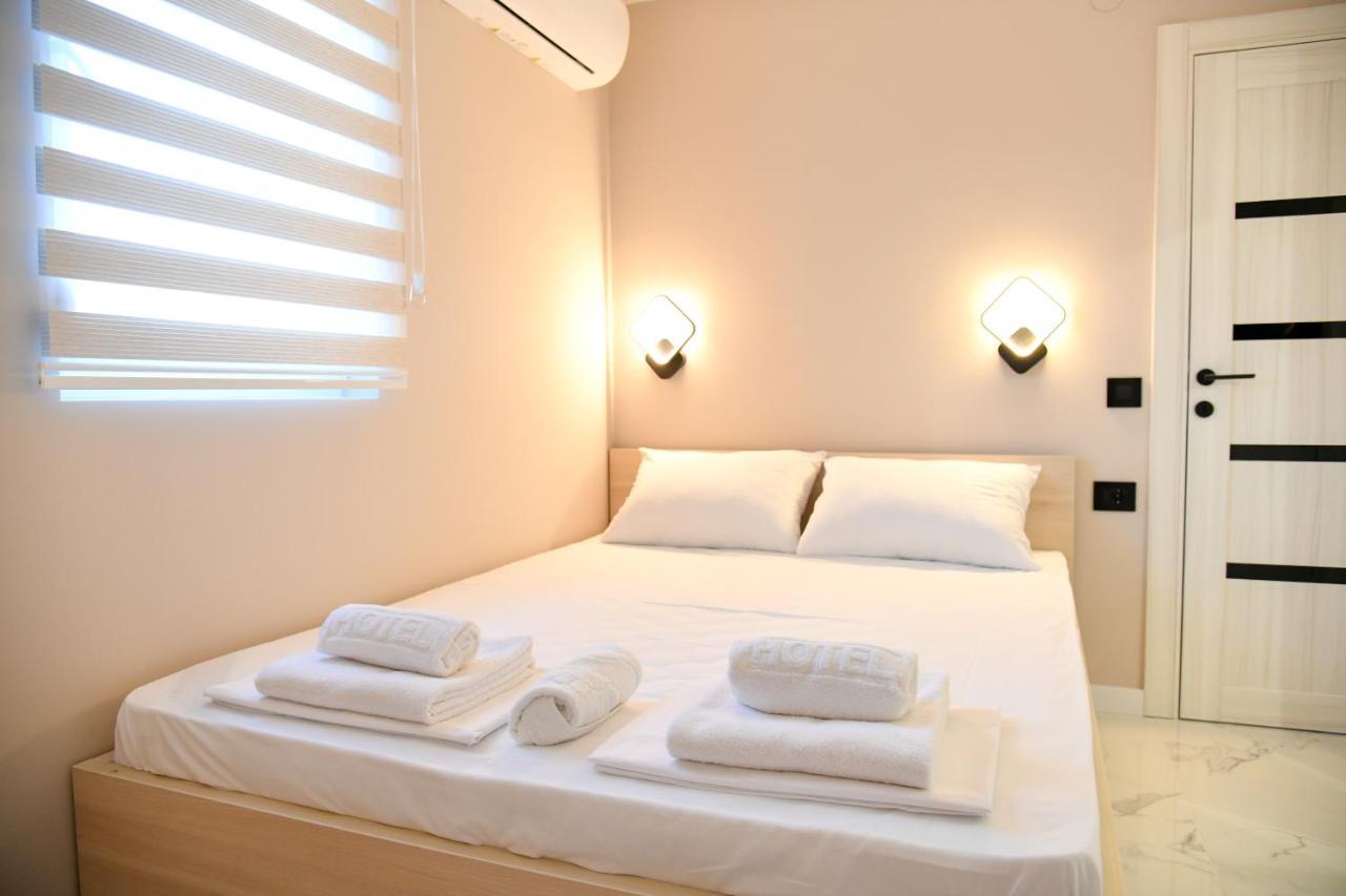 Pansion Eden Hotel Ni Kültér fotó