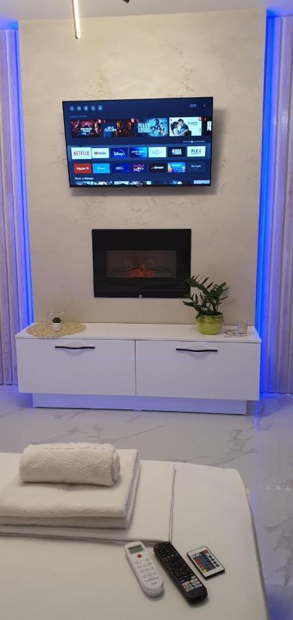 Pansion Eden Hotel Ni Kültér fotó
